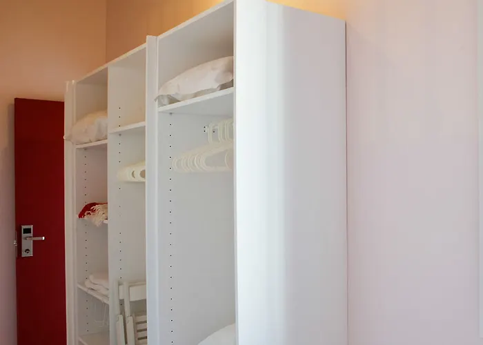 Look At Me - Serviced Lofts &