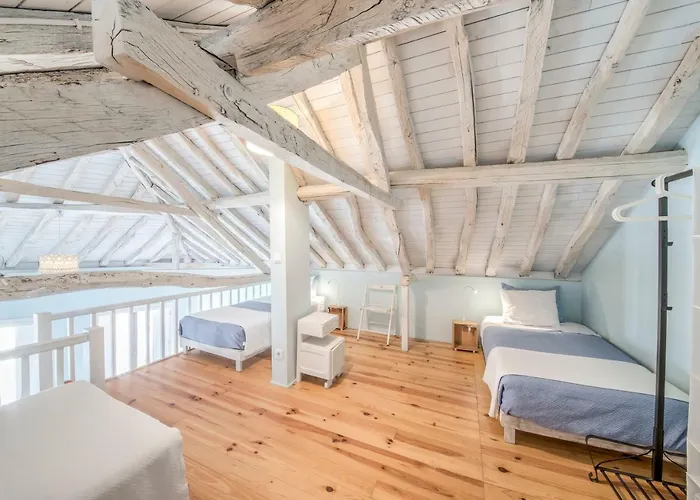 Look At Me - Serviced Lofts &