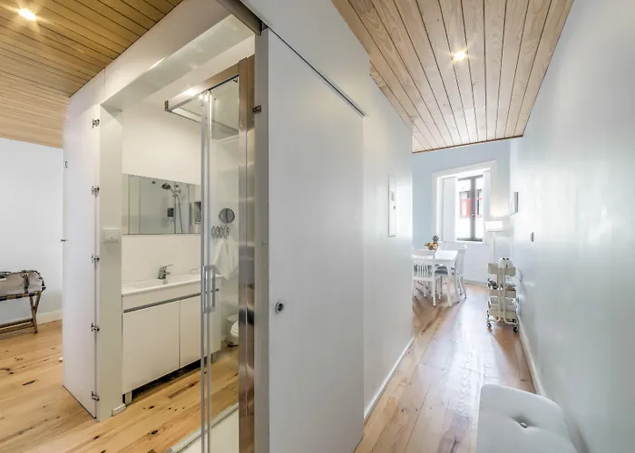 Look At Me - Serviced Lofts &