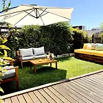 Look At Me - Serviced Lofts &