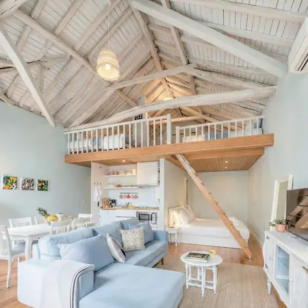 Look At Me - Serviced Lofts & Apartmán Porto