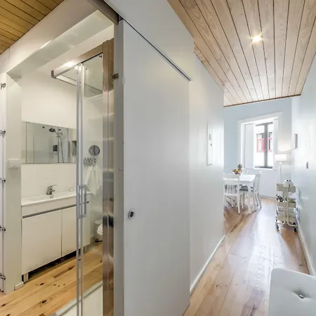 Look At Me - Serviced Lofts & Apartmán