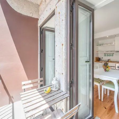 Look At Me - Serviced Lofts & Apartman