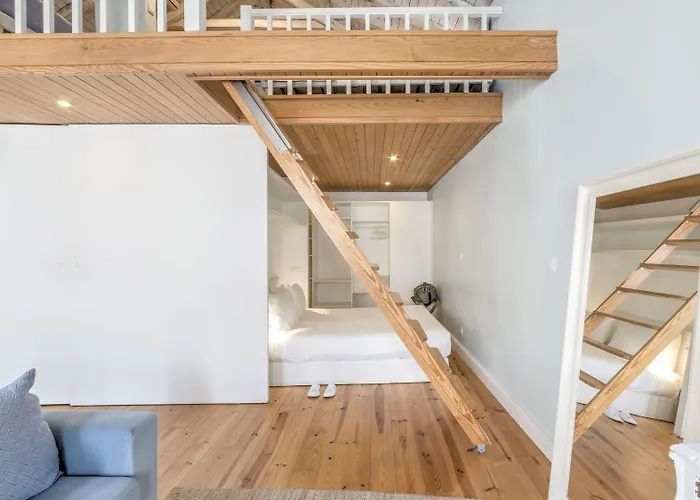 Look At Me - Serviced Lofts & Oporto