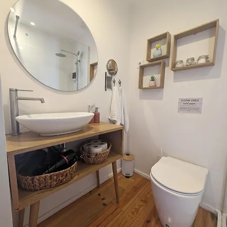 Look At Me - Serviced Lofts &