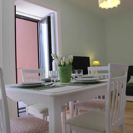 Look At Me - Serviced Lofts & Oporto