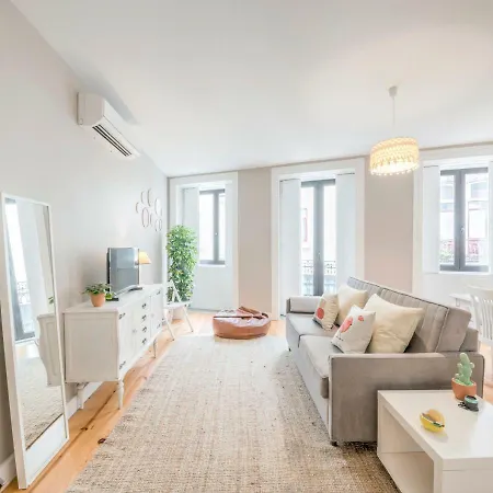 Look At Me - Serviced Lofts &