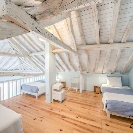 Look At Me - Serviced Lofts &