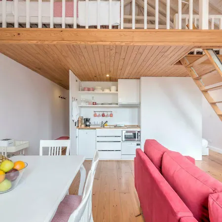 Look At Me - Serviced Lofts & Oporto